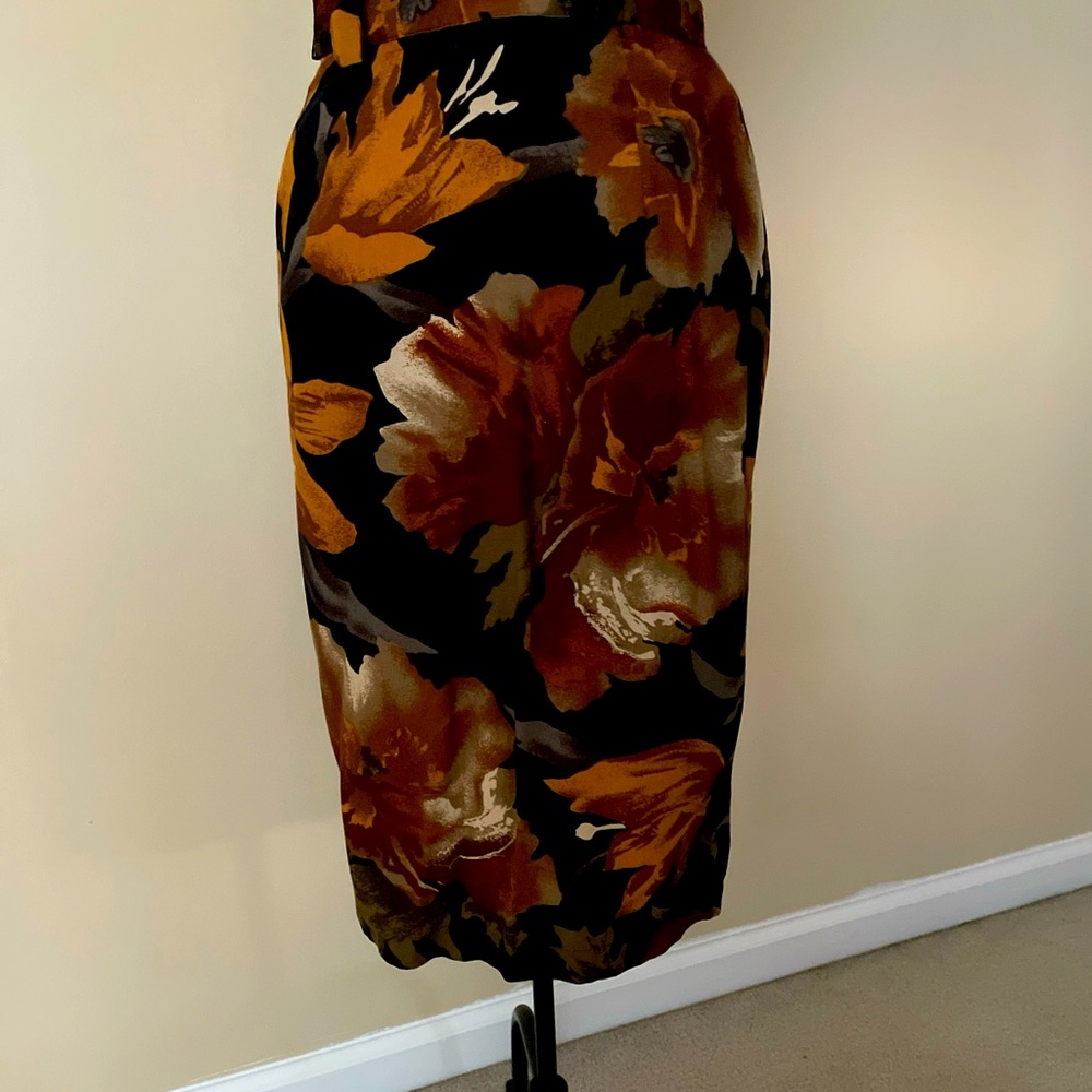 Jones of New York Faux Wrap Floral Skirt Size 4